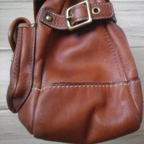 Coach Cognac Brown Leather Multi Pocket Shoulder Handbag.   Size  7x13x4.5 - Picture 10 of 12